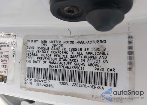 2006 Toyota Corolla S z USA, uszkodzony, nr VIN 1NXBR32E46Z589611